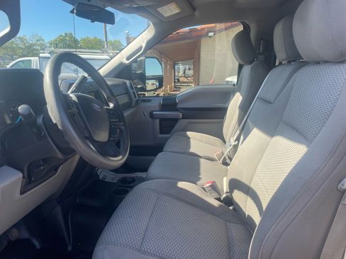 Used 2018 Ford F350 XLT AWD/4WD image 11