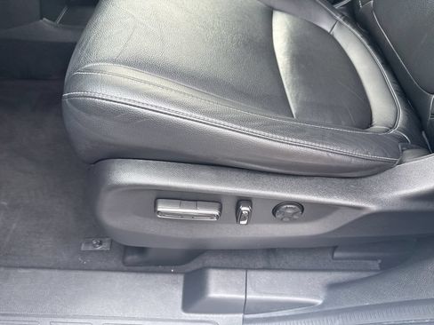 Used 2023 Honda Odyssey Touring image 12