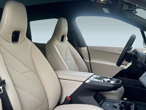 Certified 2025 BMW iX xDrive50 w/ Premium Package image 30