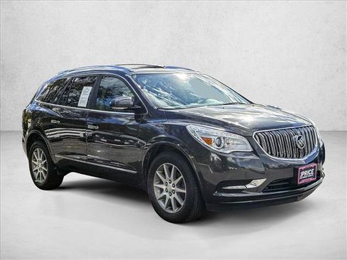 Used 2017 Buick Enclave Leather image 3