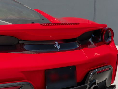 Used 2019 Ferrari 488 Pista Coupe RWD image 54
