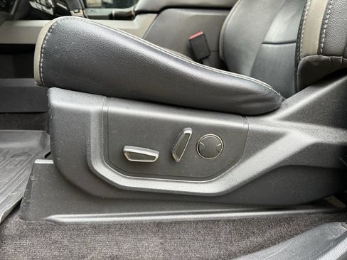 Used 2017 Ford F150 Raptor w/ Equipment Group 802A Luxury image 63