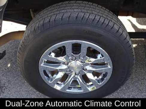 Used 2019 Chevrolet Silverado 1500 LT w/ All-Star Edition image 16