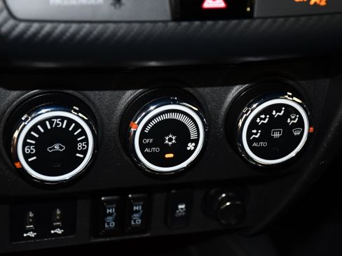 Used 2019 Mitsubishi Outlander Sport SE AWD/4WD image 29