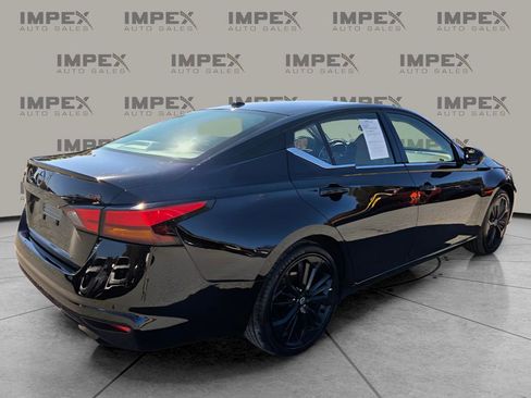 Used 2023 Nissan Altima 2.5 SR image 5