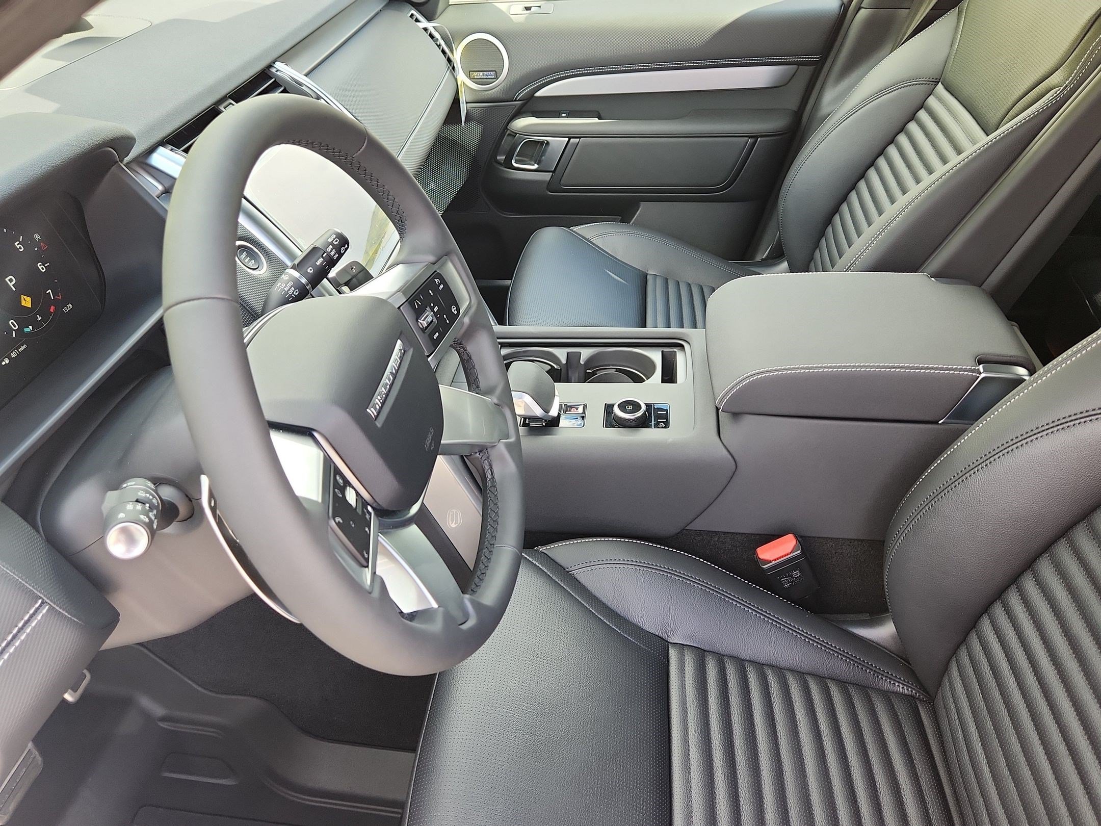 New 2026 Land Rover Discovery Dynamic SE AWD/4WD image 5