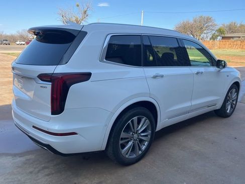 Used 2025 Cadillac XT6 Premium Luxury w/ Platinum Package image 4