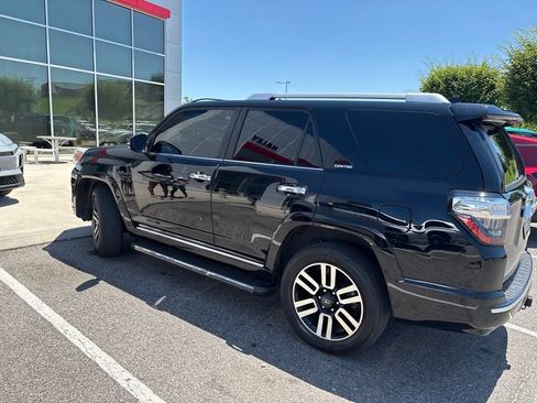 Used 2023 Toyota 4Runner Limited AWD/4WD image 4