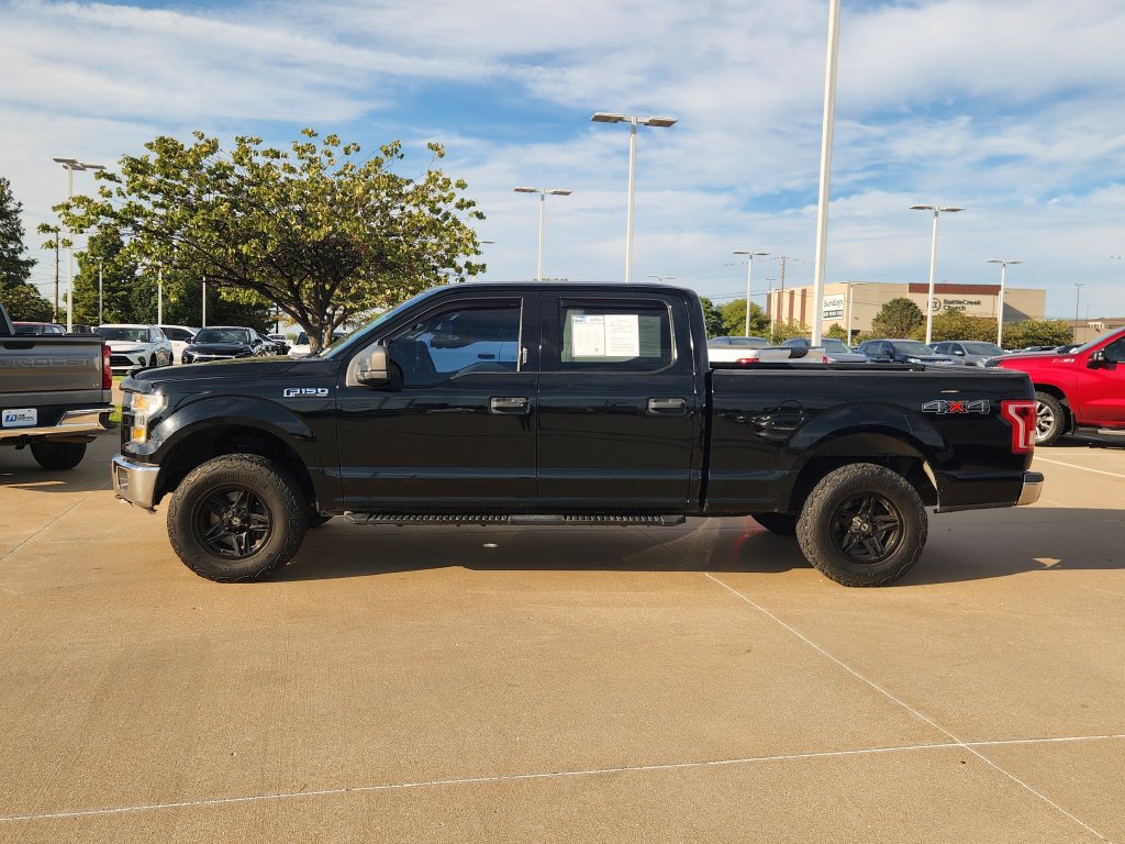 Used 2016 Ford F150 XLT AWD/4WD image 4