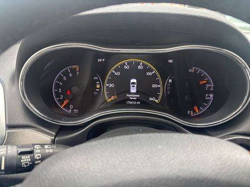 Used 2015 Jeep Grand Cherokee Altitude AWD/4WD image 18