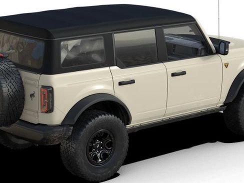 New 2025 Ford Bronco Badlands image 28