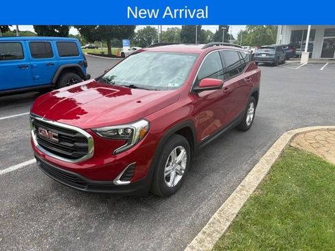 Used 2018 GMC Terrain SLE w/ Driver Convenience Package AWD/4WD image 1