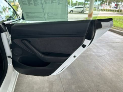 Used 2023 Tesla Model 3 Standard Range RWD image 28