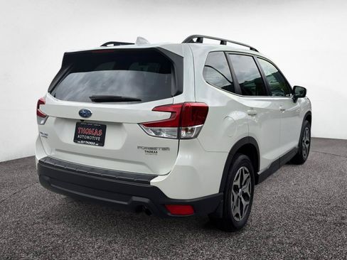Used 2023 Subaru Forester Premium AWD/4WD image 7