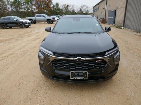 New 2026 Chevrolet Trax RS w/ Sunroof Package image 7