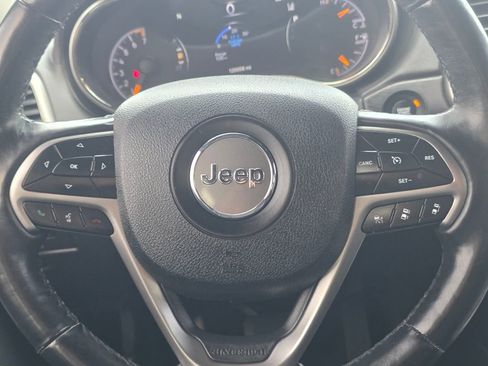 Used 2018 Jeep Grand Cherokee High Altitude image 19