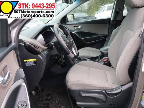 Used 2017 Hyundai Santa Fe Sport FWD image 13