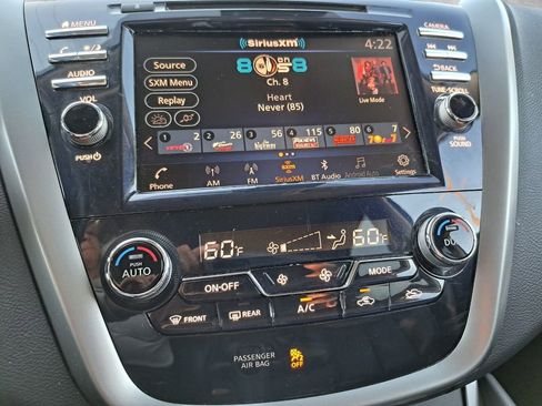 Used 2023 Nissan Murano SV image 9