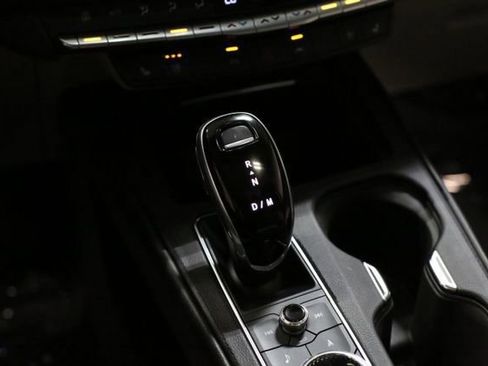 Used 2022 Cadillac XT4 Premium Luxury w/ Technology Package image 15