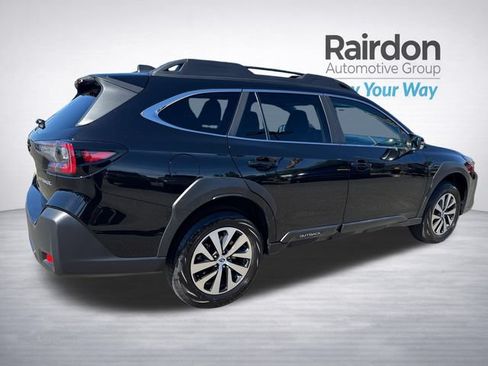 Used 2023 Subaru Outback Premium AWD/4WD image 7