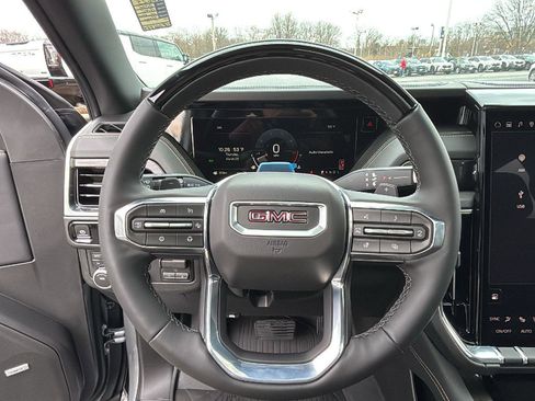 New 2026 GMC Yukon Elevation image 15