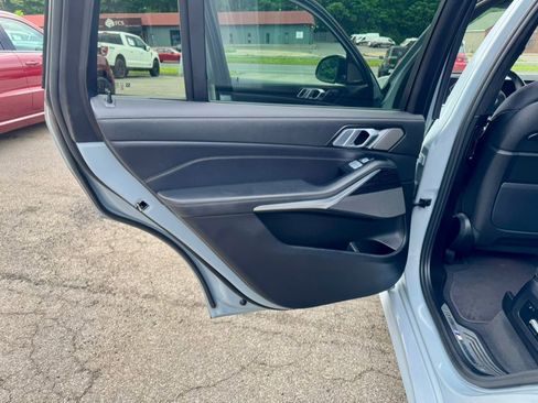 Used 2023 BMW X7 xDrive40i w/ Executive Package AWD/4WD image 18