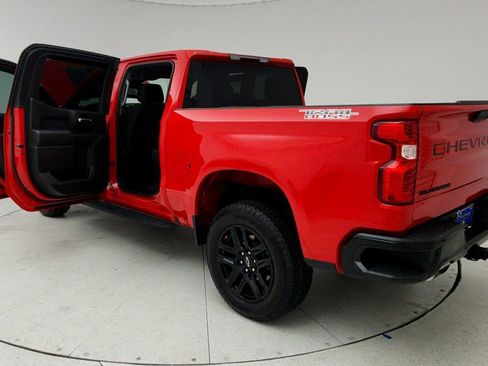 Certified 2023 Chevrolet Silverado 1500 Custom Trail Boss w/ LPO, Dark Essentials Package AWD/4WD image 12