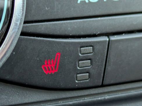 Used 2022 Ford Maverick Lariat w/ Lariat Luxury Package image 22