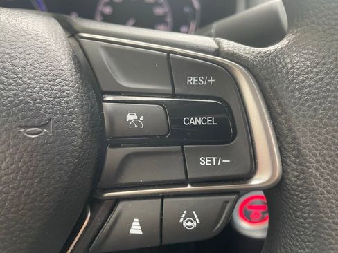 Certified 2022 Honda Accord Hybrid image 17