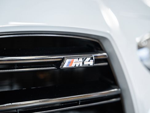 Used 2024 BMW M4 Coupe w/ Executive Package image 15