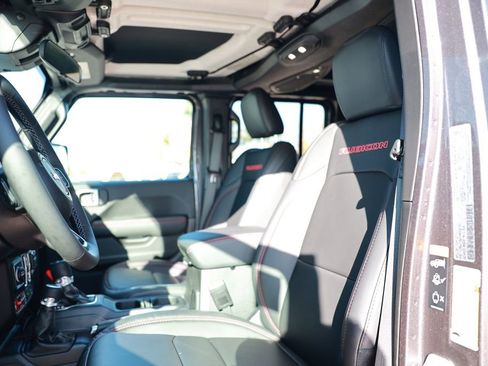 New 2026 Jeep Wrangler Unlimited Rubicon image 13