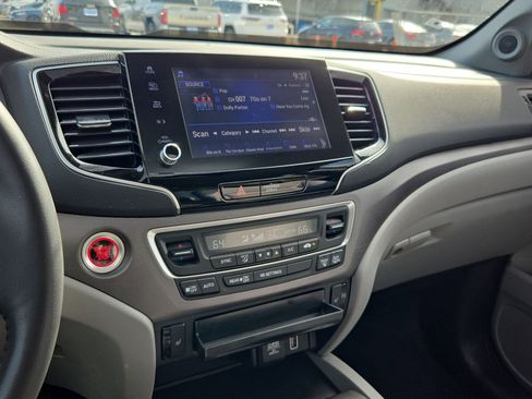 Certified 2023 Honda Ridgeline RTL image 23