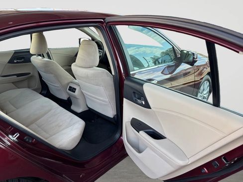 Used 2015 Honda Accord EX image 15