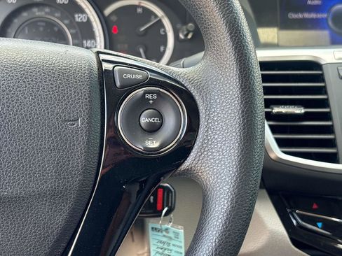 Used 2016 Honda Accord LX image 26