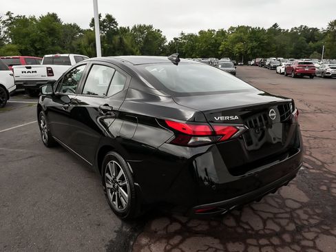 Used 2025 Nissan Versa SV w/ Trunk Package FWD image 4