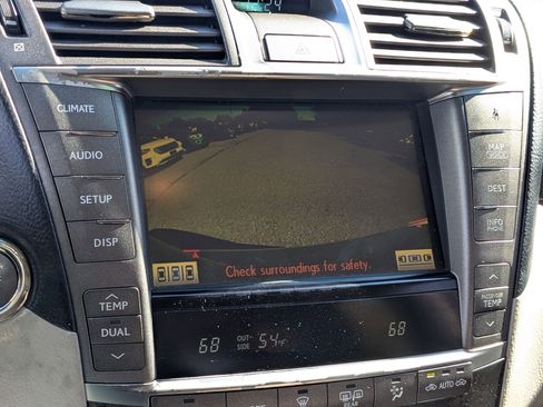 Used 2010 Lexus LS 460 image 23