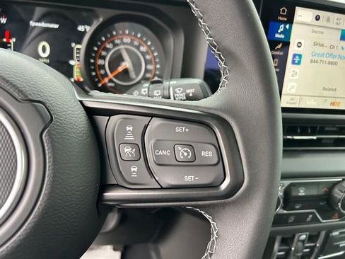 New 2025 Jeep Wrangler Unlimited Rubicon AWD/4WD image 21