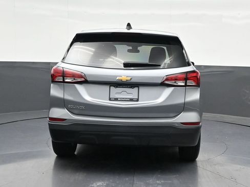 Used 2023 Chevrolet Equinox LS FWD image 4