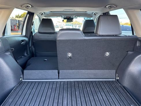 Certified 2023 Toyota Corolla Cross XLE image 21