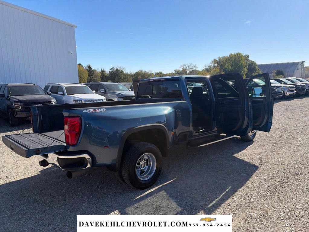 Used 2024 Chevrolet Silverado 3500 LTZ w/ LTZ Plus Package AWD/4WD image 37
