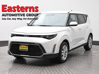Used 2025 Kia Soul LX