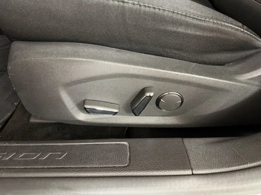 Used 2013 Ford Fusion SE FWD image 21