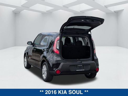 Used 2016 Kia Soul FWD image 13