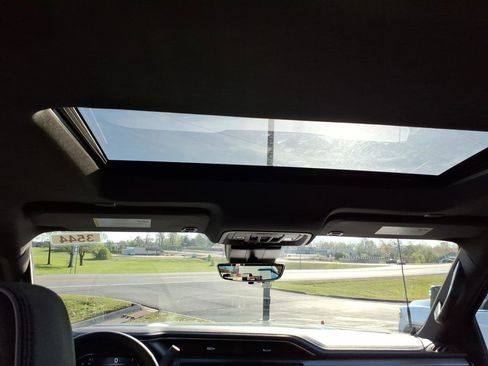 New 2026 GMC Sierra 3500 Denali w/ Denali Reserve Package AWD/4WD image 12