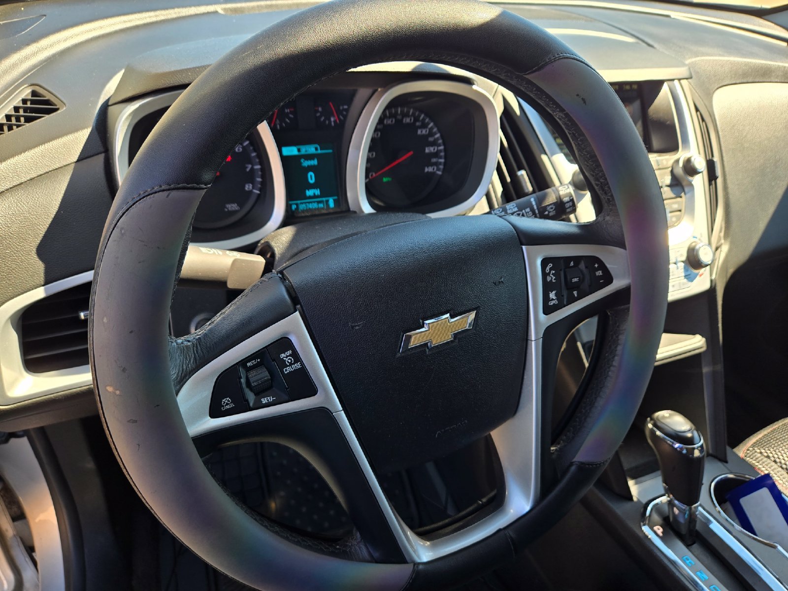 Used 2017 Chevrolet Equinox LT w/ Convenience Package FWD image 9