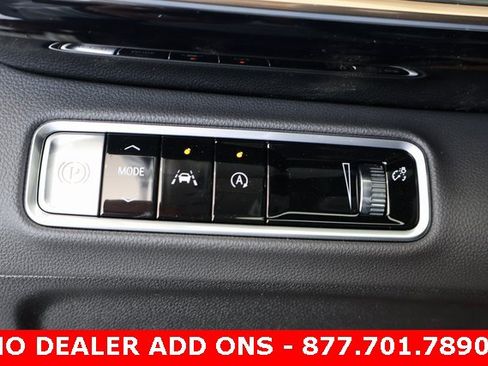 New 2025 Buick Envision Avenir image 21