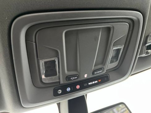 Used 2020 Chevrolet Silverado 1500 LT w/ Convenience Package AWD/4WD image 15