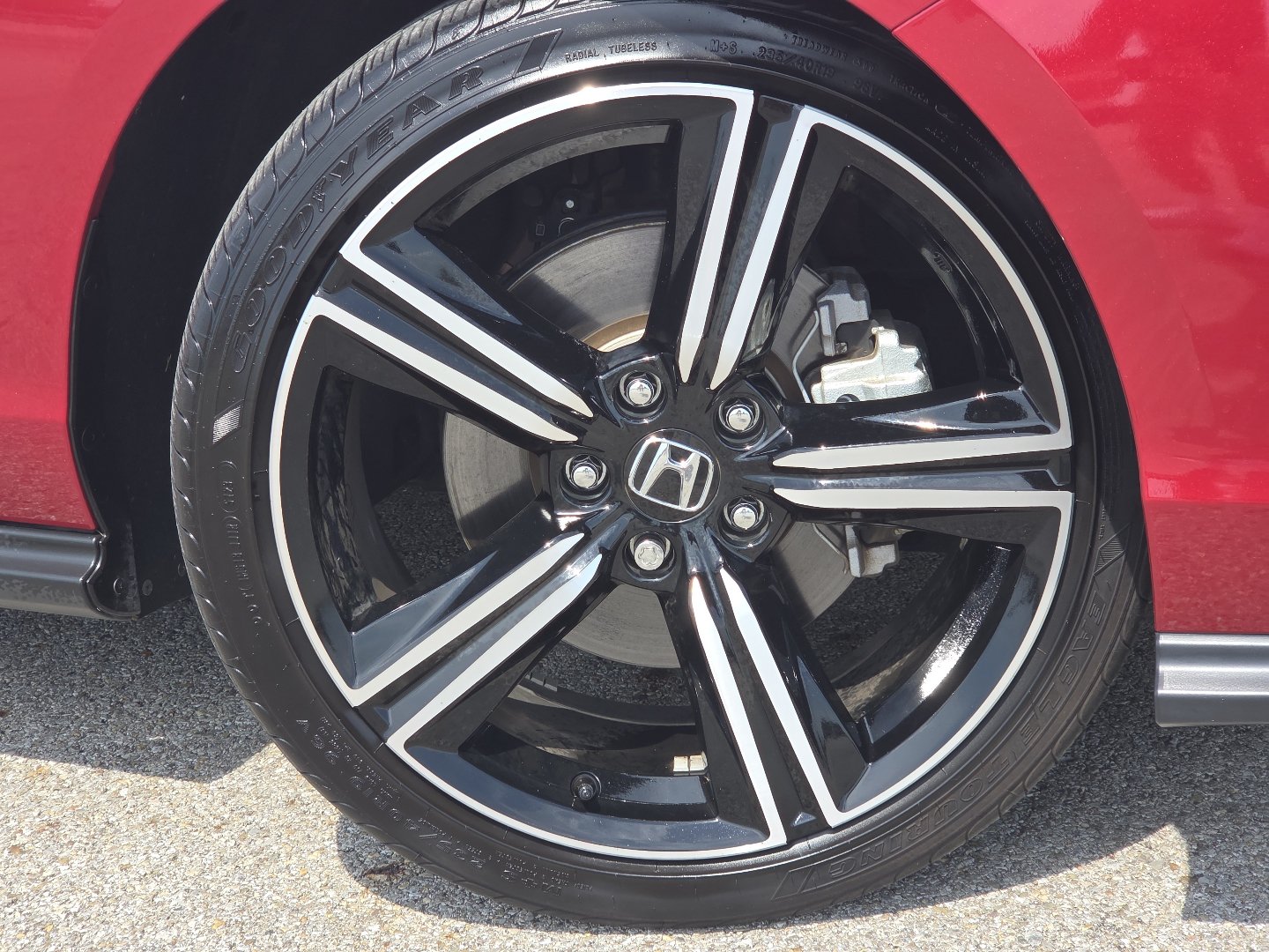 Used 2024 Honda Accord Sport image 10