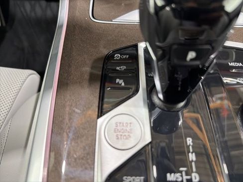 Certified 2023 BMW X5 xDrive40i w/ M Sport Package image 38