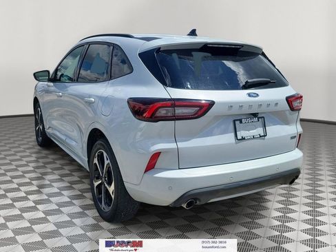 Used 2025 Ford Escape ST-Line Elite AWD/4WD image 4